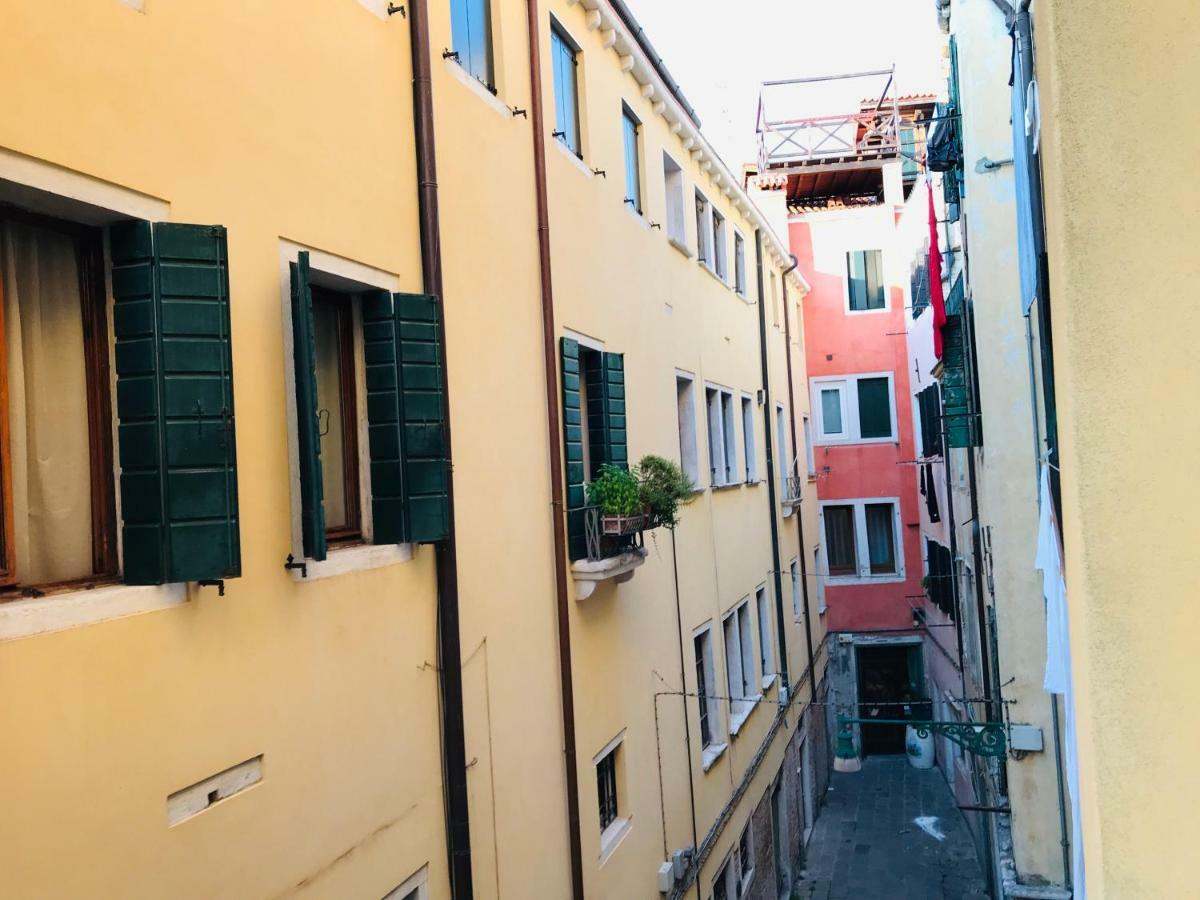Venice Rainbow Hotel Exterior photo